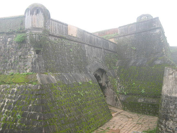 Manjarabad Fort