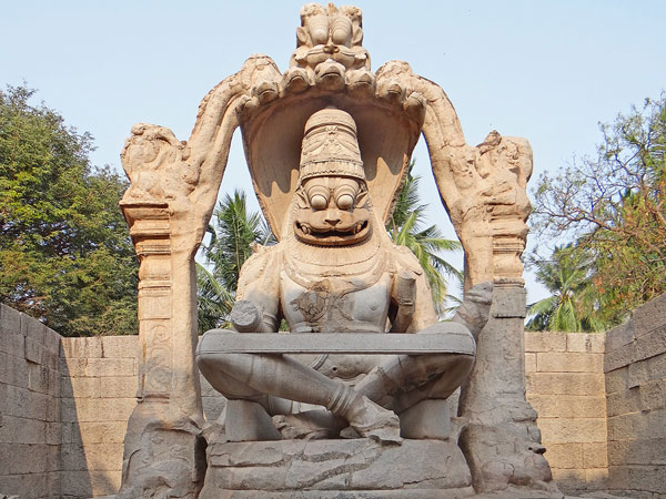 Hampi – Imposing Statue of Narasimha