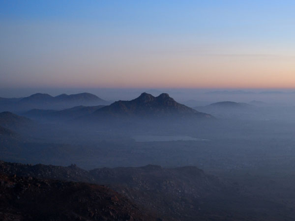 Skandagiri – Riding the Clouds