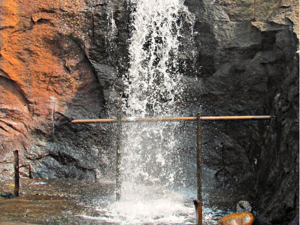 Kumbakkarai Falls