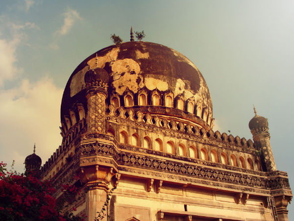 Qutub Shahi Tombs