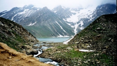 Sheshnag Lake