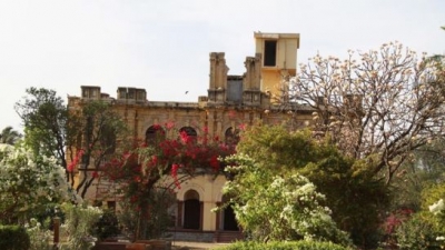 Sharad Baug Palace