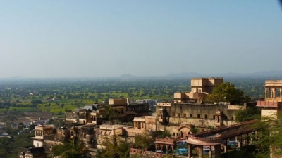Neemrana Hill Fort
