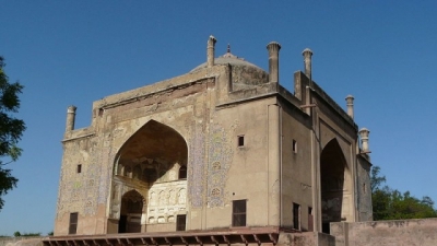Chini Ka Rauza