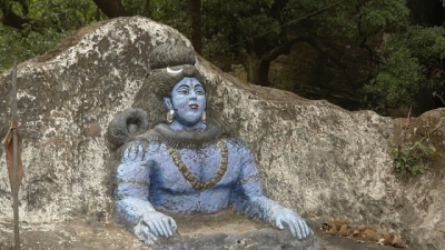 Bada Mahadev Cave