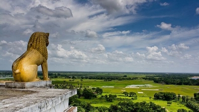 Dhauli Giri