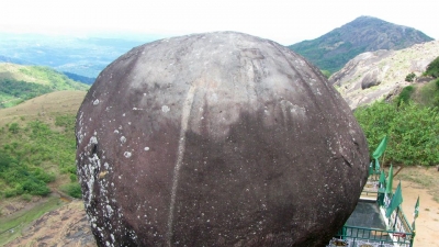 Thangal Para