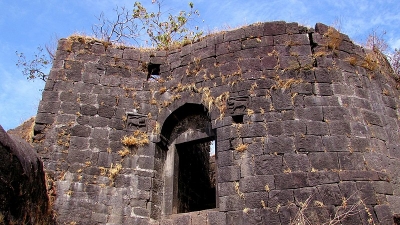 Karnala Fort