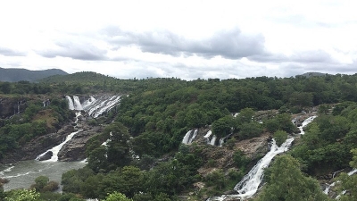 Shivanasamudra Waterfalls