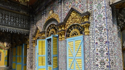 Koottamundu Glass Temple