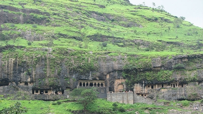 Girijatmak (Lenyadri)