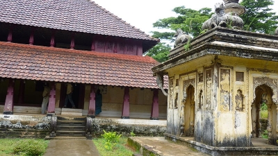 Nalaknad Palace