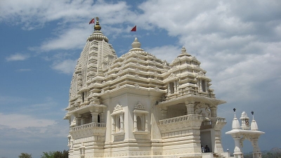 Baba Baroh Temple