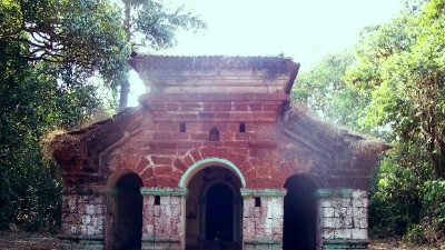 Madhavgad Fort