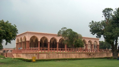 Daulat Khana