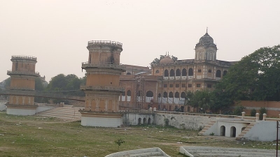 Sheesh Mahal