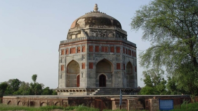 Tomb And Tripolia Of Shah Quli Khan