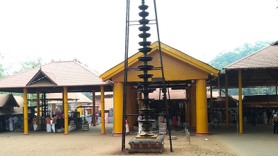 Kurumbakavu Temple