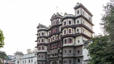 Sukh Niwas Palace
