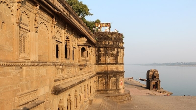 Tilbhandeshwar Temple