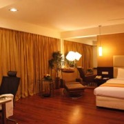 Hotel Bliss