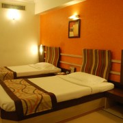 Ranjits Lakeview