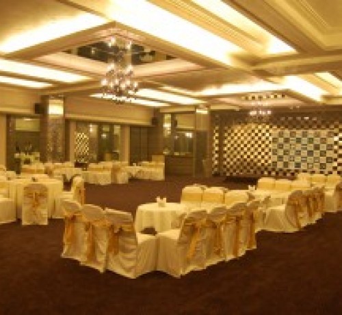 Airport Centre Point