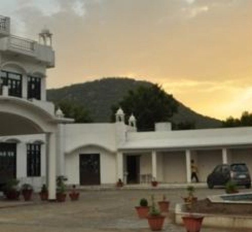 Gulmohar Sariska Resort