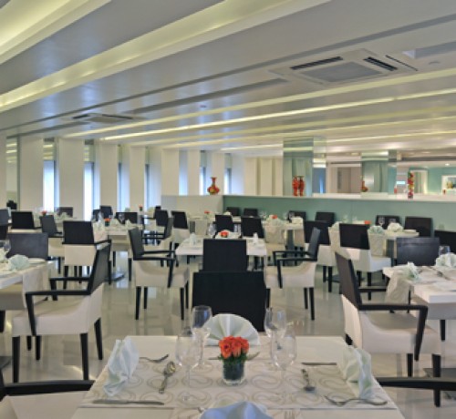 4 Restaurant  C F SH2011217045
