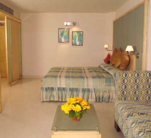 Deluxe Suite Deluxe Suite