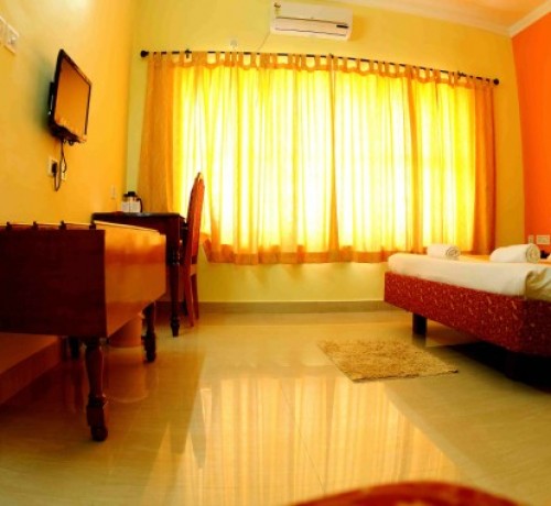 Vibrant room Vibrant room