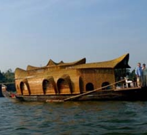 House Boat House Boat
