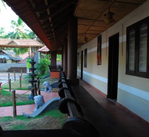 Attached balcony Attached balcony
