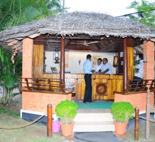 Reception under thatched roofs Reception under thatched roofs
