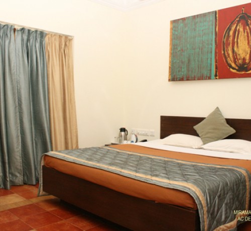 AC Deluxe Cottage Room