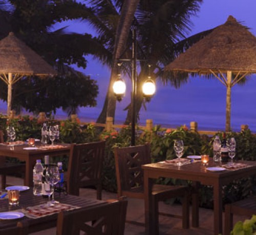 Restaurant by night Restaurant by night