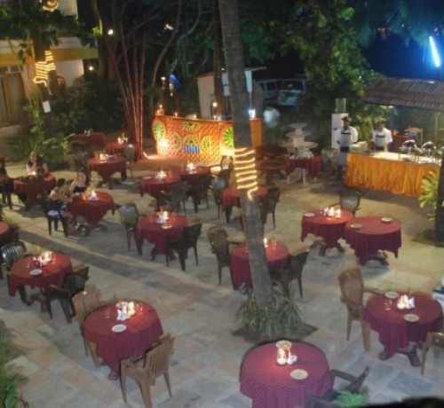 Dine with us Dine with us