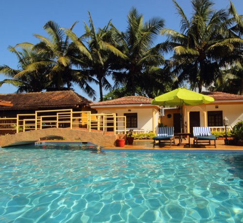 Swimming-pool-sideview Swimming-pool-sideview