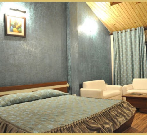 Loghut room