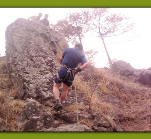 Rapelling Rapelling