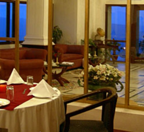 Pines Paradise Restaurant