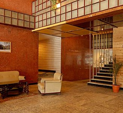 Lobby Lobby