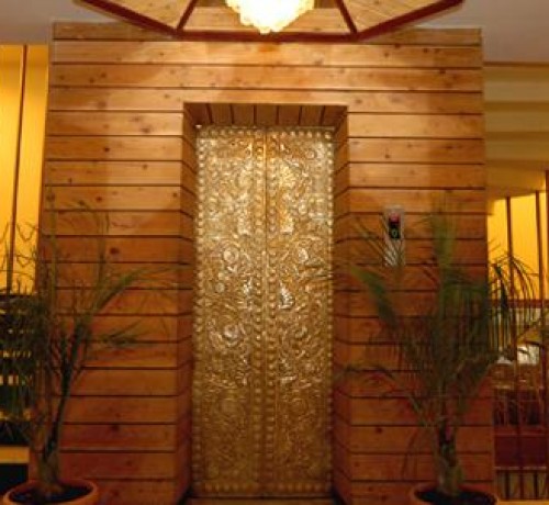 Elevator Elevator