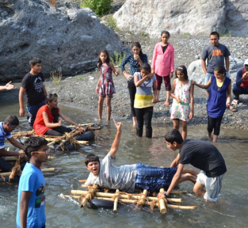 Raft Buliding Raft Buliding