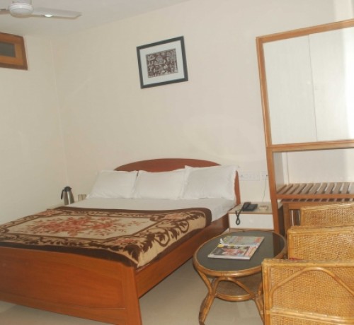 Well Furnished Room