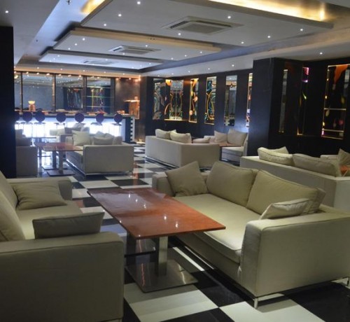 Lounge Bar