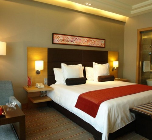 Executive Suite bedroom Executive Suite bedroom