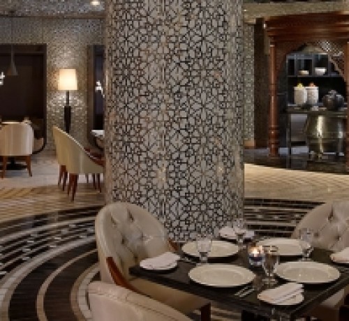 Dining Dining