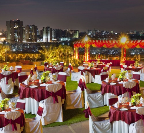 Outdoor Dining Area Outdoor Dining Area
